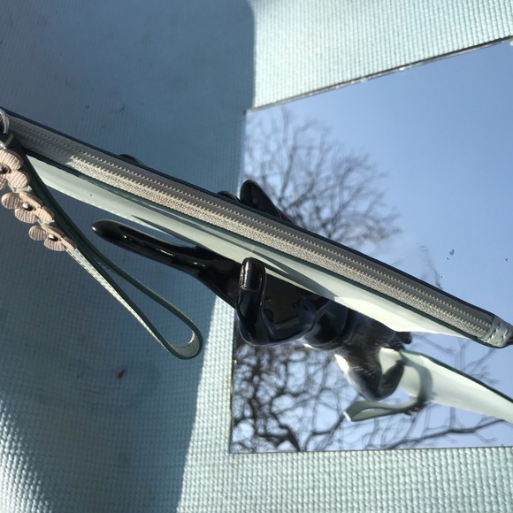 KATE SPADE Leather Eli Wristlet Floral Misty Mint - Picture 6 of 10